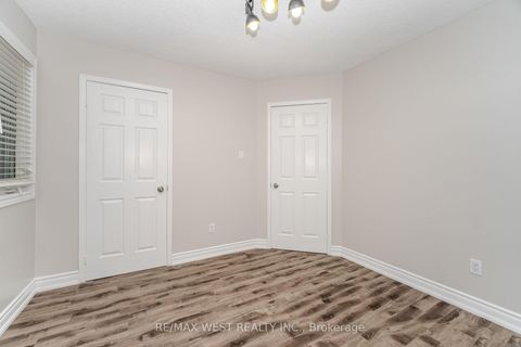 Photo 42 at 86 Dina Road, Maple, Vaughan