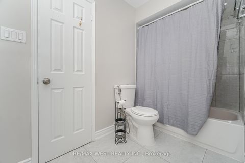 Photo 44 at 86 Dina Road, Maple, Vaughan