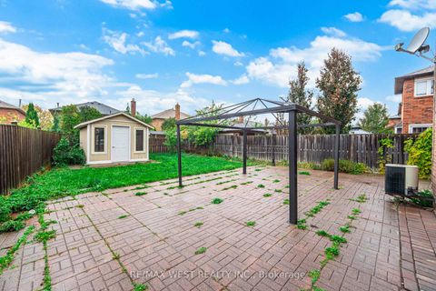 Photo 47 at 86 Dina Road, Maple, Vaughan