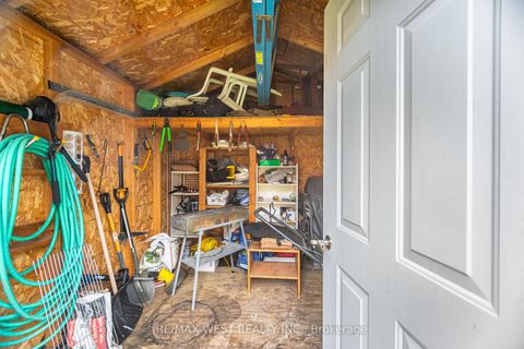 Photo 48 at 86 Dina Road, Maple, Vaughan