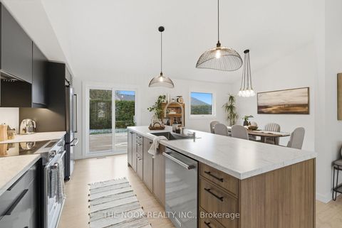 Photo 9 at 11 Lynn Crescent, Cannington, Brock