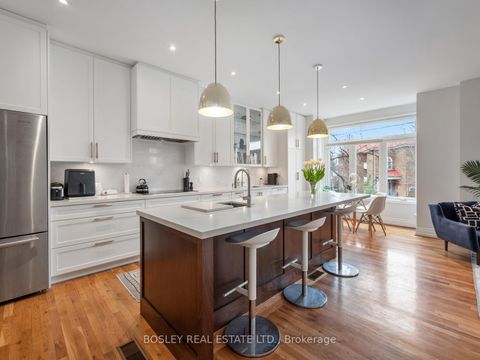 Photo 1 at 8 De Savery Crescent, Mount Pleasant West, Toronto