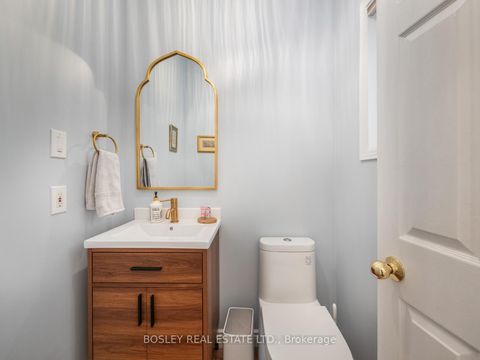 Photo 22 at 8 De Savery Crescent, Mount Pleasant West, Toronto