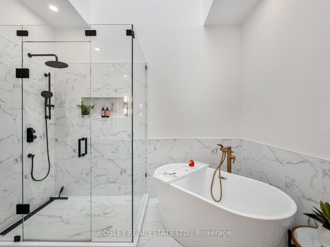 Photo 31 at 8 De Savery Crescent, Mount Pleasant West, Toronto