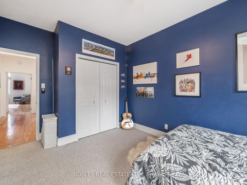 Photo 33 at 8 De Savery Crescent, Mount Pleasant West, Toronto