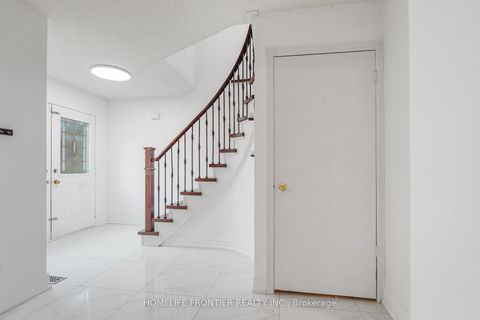 Photo 8 at 55 Attridge Drive, Aurora Village, Aurora