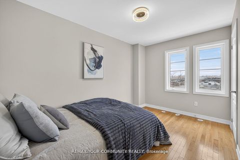 Photo 13 at 193 Zokol Drive, Bayview Northeast, Aurora