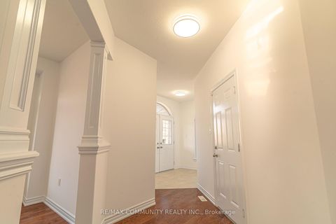 Photo 8 at 27 Bamburg Street, Sutton & Jackson's Point, Georgina