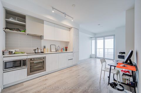 Photo 8 at 4511 - 7890 Jane Street, Vaughan Corporate Centre, Vaughan