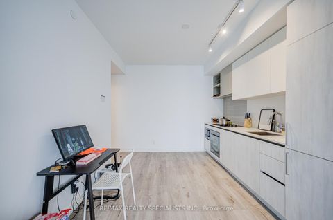 Photo 10 at 4511 - 7890 Jane Street, Vaughan Corporate Centre, Vaughan