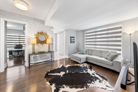 Photo 6 at 15 Carrville Woods Circle, Patterson, Vaughan