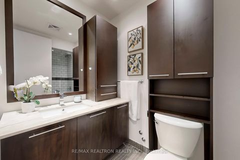 Photo 15 at 408 - 533 Richmond Street W, Waterfront Communities C1, Toronto