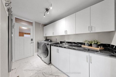 Photo 14 at 186 Wigwoss Drive, East Woodbridge, Vaughan