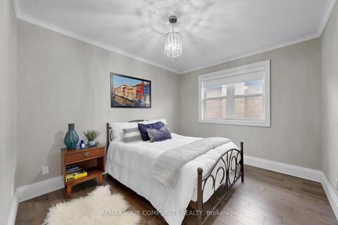 Photo 22 at 186 Wigwoss Drive, East Woodbridge, Vaughan
