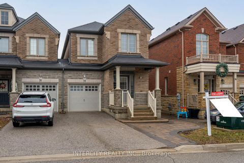 Photo 1 at 34 Alexie Way, Vellore Village, Vaughan