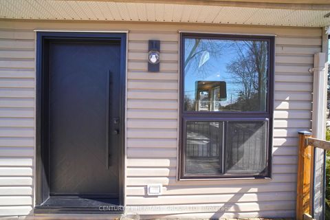 Photo 5 at 236 Simcoe Avenue, Keswick North, Georgina