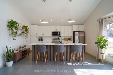 Photo 7 at 236 Simcoe Avenue, Keswick North, Georgina