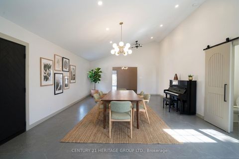 Photo 8 at 236 Simcoe Avenue, Keswick North, Georgina