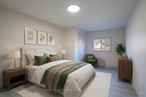 Photo 11 at 236 Simcoe Avenue, Keswick North, Georgina