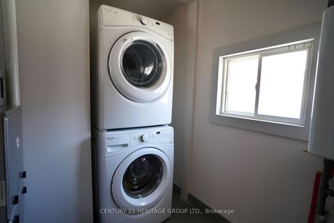 Photo 27 at 236 Simcoe Avenue, Keswick North, Georgina