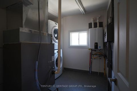 Photo 28 at 236 Simcoe Avenue, Keswick North, Georgina