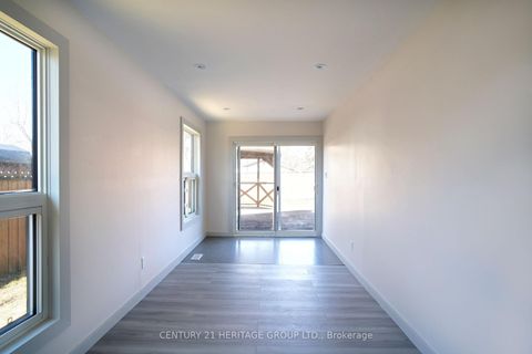 Photo 37 at 236 Simcoe Avenue, Keswick North, Georgina