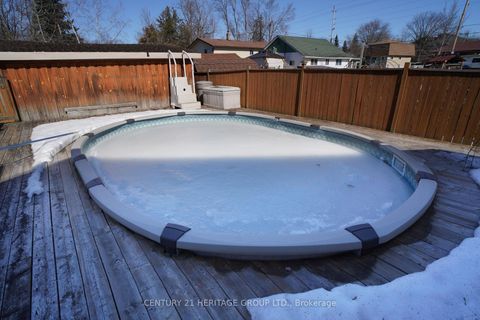 Photo 40 at 236 Simcoe Avenue, Keswick North, Georgina