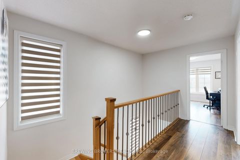 Photo 22 at 346 Thornhill Woods Drive, Patterson, Vaughan