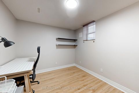 Photo 42 at 346 Thornhill Woods Drive, Patterson, Vaughan