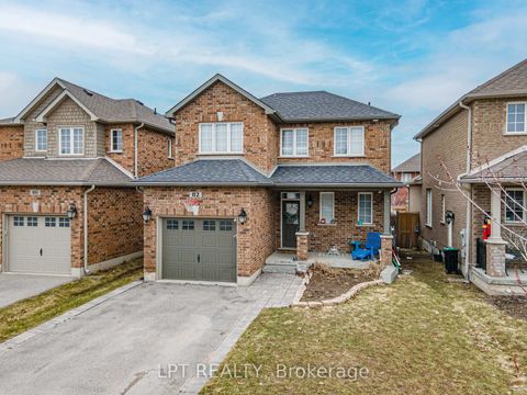 Photo 1 at 82 Nathan Crescent, Painswick South, Barrie