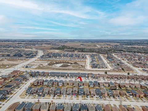 Photo 10 at 82 Nathan Crescent, Painswick South, Barrie