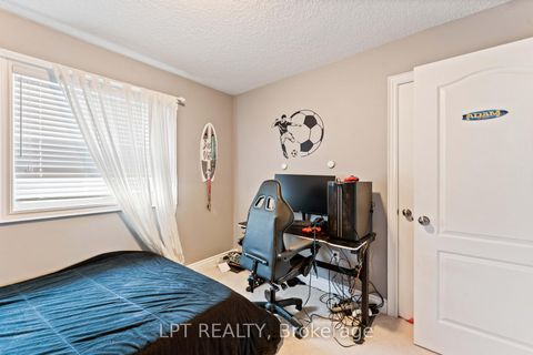 Photo 28 at 82 Nathan Crescent, Painswick South, Barrie