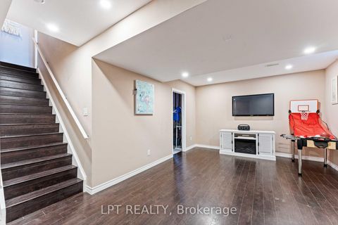 Photo 32 at 82 Nathan Crescent, Painswick South, Barrie