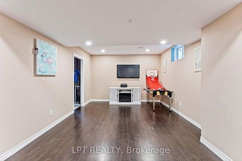 Photo 34 at 82 Nathan Crescent, Painswick South, Barrie