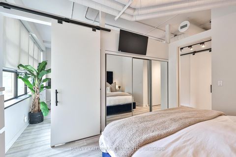 Photo 23 at 412 - 188 Eglinton Avenue E, Mount Pleasant West, Toronto