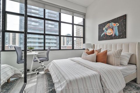 Photo 25 at 412 - 188 Eglinton Avenue E, Mount Pleasant West, Toronto