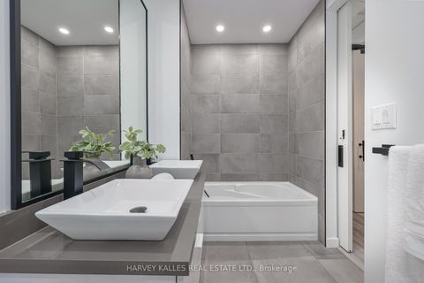 Photo 34 at 412 - 188 Eglinton Avenue E, Mount Pleasant West, Toronto