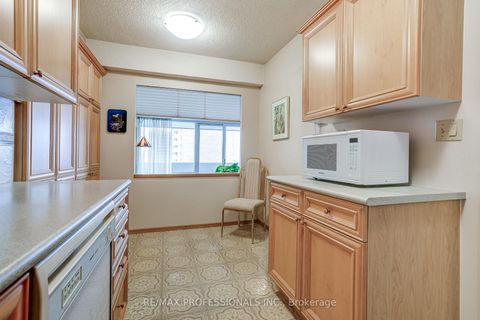 Photo 7 at 1405 - 240 Scarlett Road, Smythe, Toronto