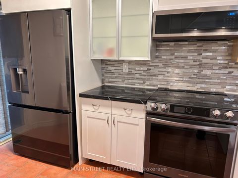 Photo 7 at 156 Observatory Lane, Observatory, Richmond Hill