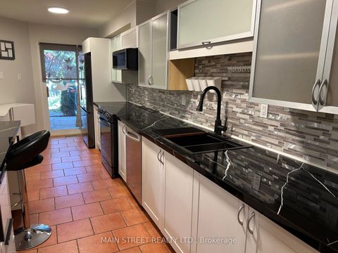 Photo 9 at 156 Observatory Lane, Observatory, Richmond Hill