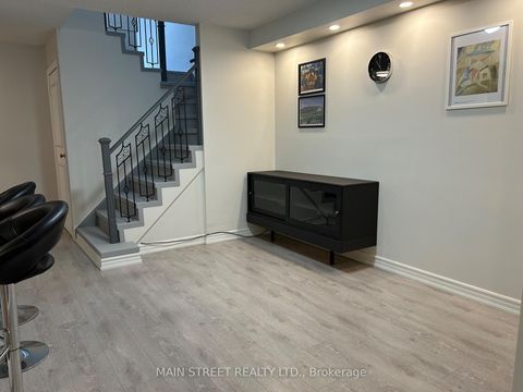 Photo 13 at 156 Observatory Lane, Observatory, Richmond Hill