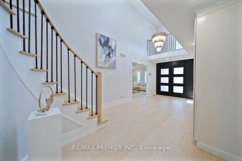Photo 4 at 157 Jeanne Drive, East Woodbridge, Vaughan