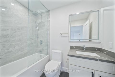 Photo 25 at 157 Jeanne Drive, East Woodbridge, Vaughan