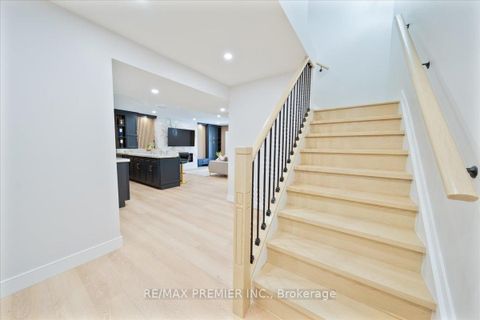 Photo 34 at 157 Jeanne Drive, East Woodbridge, Vaughan