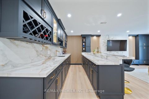 Photo 37 at 157 Jeanne Drive, East Woodbridge, Vaughan