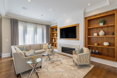 Photo 8 at 21 Hammok Crescent, Bayview Glen, Markham