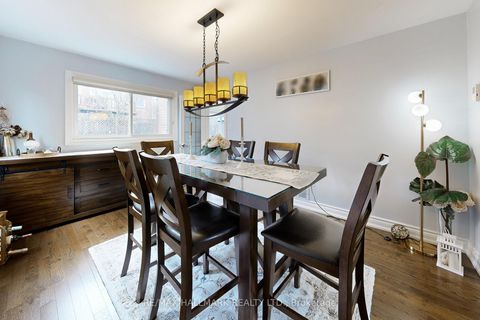 Photo 9 at 87 Autumn Way, Aurora Heights, Aurora