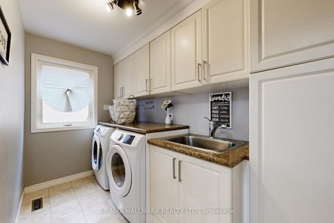 Photo 24 at 87 Autumn Way, Aurora Heights, Aurora