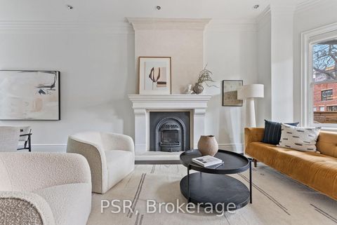 Photo 2 at 126 Dovercourt Road, Bellwoods, Toronto