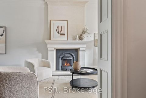 Photo 3 at 126 Dovercourt Road, Bellwoods, Toronto